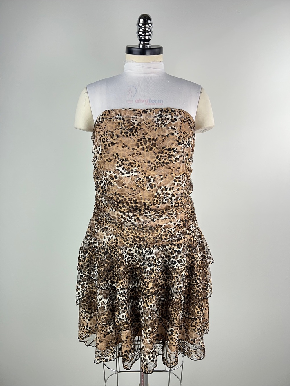 💚 3650. Lace Strapless Leopard Print Mini Ruffle Tiered Dress